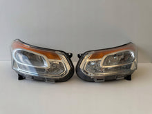 Laden Sie das Bild in den Galerie-Viewer, Frontscheinwerfer Citroën Picasso I C3 9681873980 9681806180 Ein Satz Headlight SCH8659011458zs