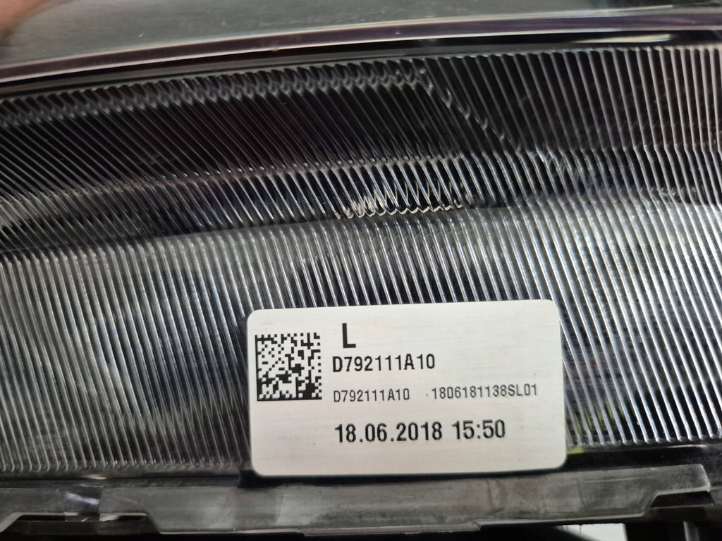Frontscheinwerfer Hyundai Tucson 92101-D7700 92101-D77XX Full LED Links SCH6078757990qn