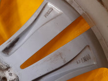 Load image into Gallery viewer, 1x Alufelge 18 Zoll 8.0" 5x120 30ET Glanz Silber 6775403 BMW Rim Wheel FEL4079132224um