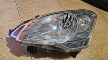 Laden Sie das Bild in den Galerie-Viewer, Frontscheinwerfer Citroën Berlingo Ein Stück (Rechts oder Links) Headlight