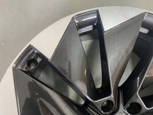 Laden Sie das Bild in den Galerie-Viewer, 1x Alufelge 21 Zoll 8.5" 5x112 40ET Glanz Schwarz 5LA601025L Skoda Enyaq FEL4672236523fl