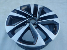 Load image into Gallery viewer, 1x Alufelge 17 Zoll 7.0" 5x112 45ET Glanz Schwarz 2GA601025R VW T-Roc Rim Wheel FEL7809262510pq