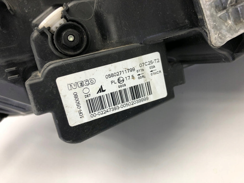 Frontscheinwerfer Iveco Daily IV 5802711799Q 5802711800 LED Ein Satz Headlight SCH3957827977sn