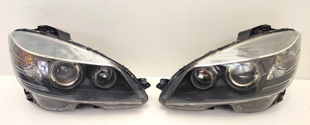 Frontscheinwerfer Mercedes-Benz W204 Xenon Rechts Scheinwerfer Headlight