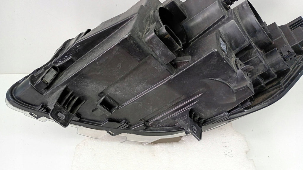 Frontscheinwerfer Mercedes-Benz Sprinter A9109060100 Rechts Headlight SCH9550479613pa