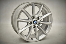 Laden Sie das Bild in den Galerie-Viewer, 4x Alufelge 17 Zoll 7.5" 5x112 52ET Glanz Silber 6856061 BMW F45 F39 X1 F48 FEL6441222059qb