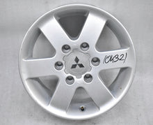 Laden Sie das Bild in den Galerie-Viewer, 1x Alufelge 16 Zoll 7.0&quot; 6x139.7 38ET 162670 Mitsubishi Pajero Rim Wheel