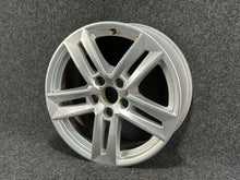 Load image into Gallery viewer, 1x Alufelge 17 Zoll 37ET Glanz 8W0601025P Audi A4 B9 Rim Wheel FEL9917831089ev