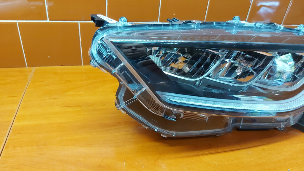 Frontscheinwerfer Toyota Yaris LED Ein Stück (Rechts oder Links) Headlight