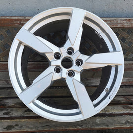 1x Alufelge 19 Zoll 9.0
