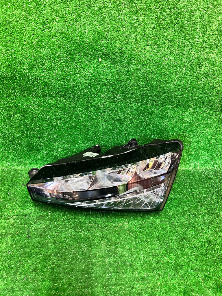 Frontscheinwerfer Skoda Scala 657941015 LED Links Scheinwerfer Headlight SCH6435315724yb