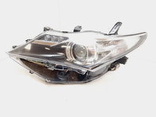 Laden Sie das Bild in den Galerie-Viewer, Frontscheinwerfer Toyota Auris 8115002E21 89907727 Links Scheinwerfer Headlight SCH1736666478tf