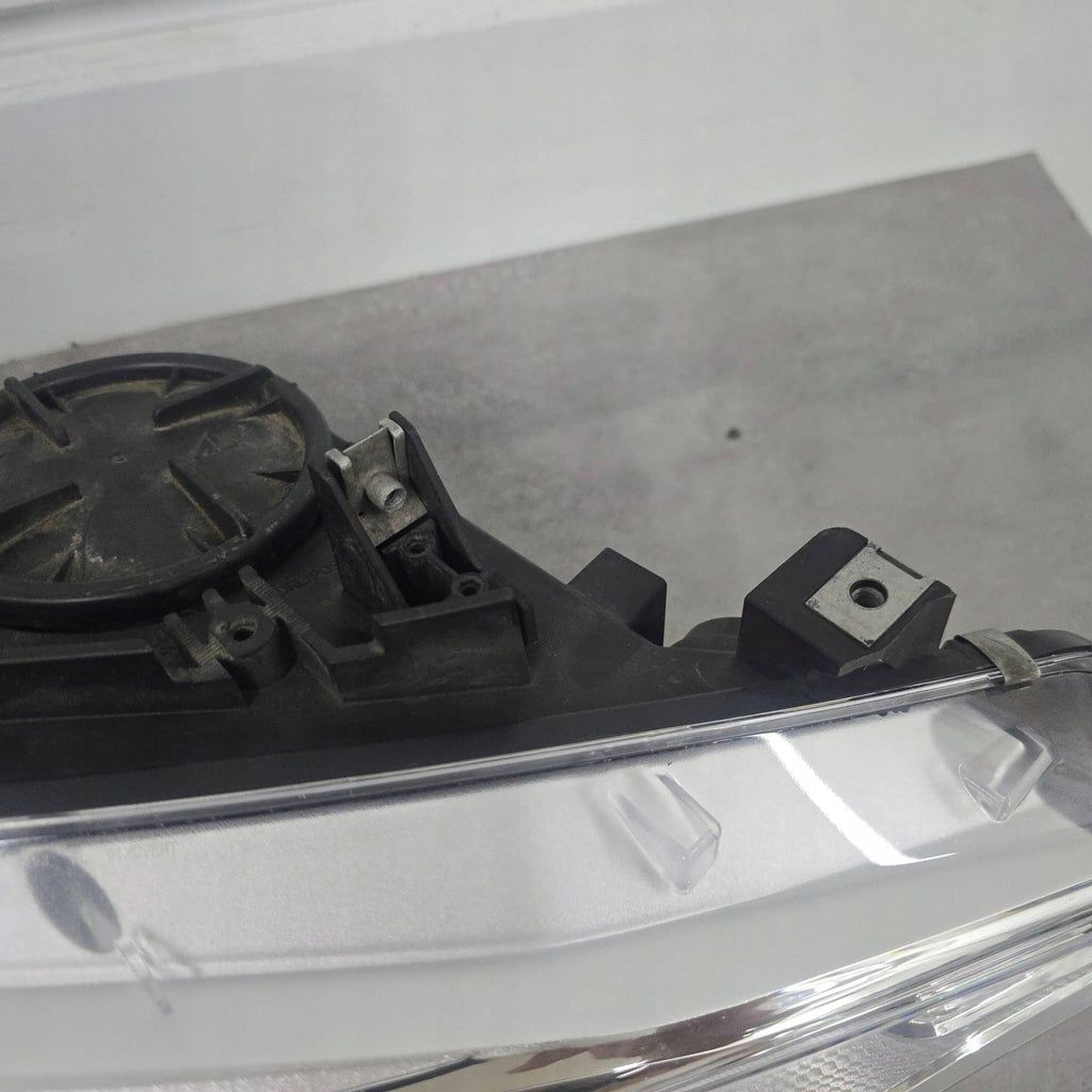 Frontscheinwerfer BMW F36 F32 F33 7410792-01 030128228205 Rechts Headlight SCH6289519834yt