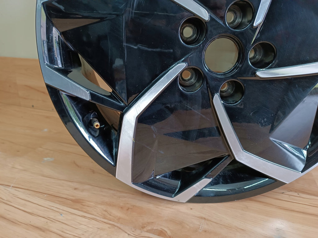 1x Alufelge 19 Zoll 7.5" 5x114.3 49 5ET 52910-GI110 Hyundai Rim Wheel