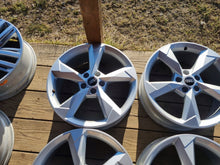 Laden Sie das Bild in den Galerie-Viewer, 4x Alufelge 19 Zoll 7.0" 5x112 43ET Glanz Silber 83A601025 Audi Super Rim Wheel FEL8985442229nr