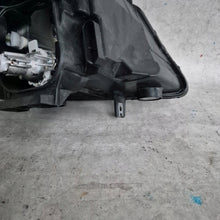 Load image into Gallery viewer, Frontscheinwerfer BMW 3 E91 E90 7202573 Links Scheinwerfer Headlight SCH4995837105ut