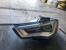 Load image into Gallery viewer, Frontscheinwerfer Audi A3 8V0941005 Bi-Xenon Links Scheinwerfer Headlight