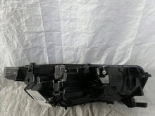 Laden Sie das Bild in den Galerie-Viewer, Frontscheinwerfer Skoda Octavia IV 5E4941015A LED Links Scheinwerfer Headlight SCH5220757930xv