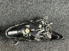 Load image into Gallery viewer, Frontscheinwerfer Toyota Aygo 81150-0H070 Links Scheinwerfer Headlight SCH2371486163kj