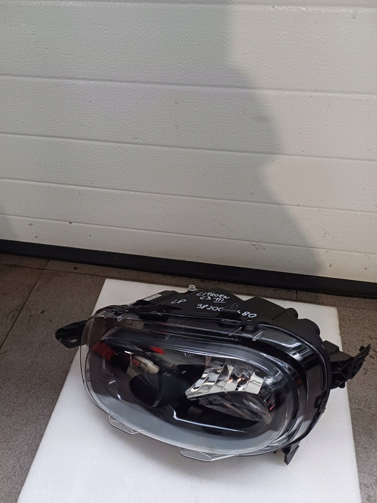 Frontscheinwerfer Citroën C3 III 9820059680 Links Scheinwerfer Headlight SCH7841565490kr