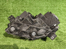 Laden Sie das Bild in den Galerie-Viewer, Frontscheinwerfer Toyota Proace City Verso CSC29541 Rechts Headlight SCH2756182596vg