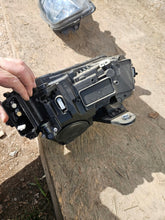 Laden Sie das Bild in den Galerie-Viewer, Frontscheinwerfer Skoda Superb III 3V1941015C Full LED Links Headlight