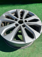 Load image into Gallery viewer, 1x Alufelge 16 Zoll 6.5" 5x114.3 50ET 52910-A5700 Hyundai I30 Rim Wheel FEL8893287204hx