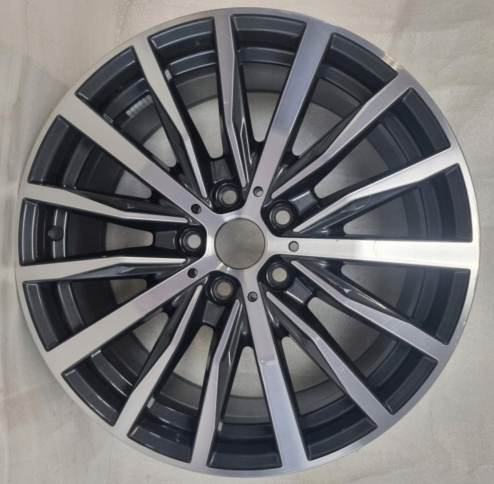 1x Alufelge 18 Zoll 8.0" 5x112 57ET Glanz Schwarz 6856089 BMW F44 1 F40 FEL4977787173dt