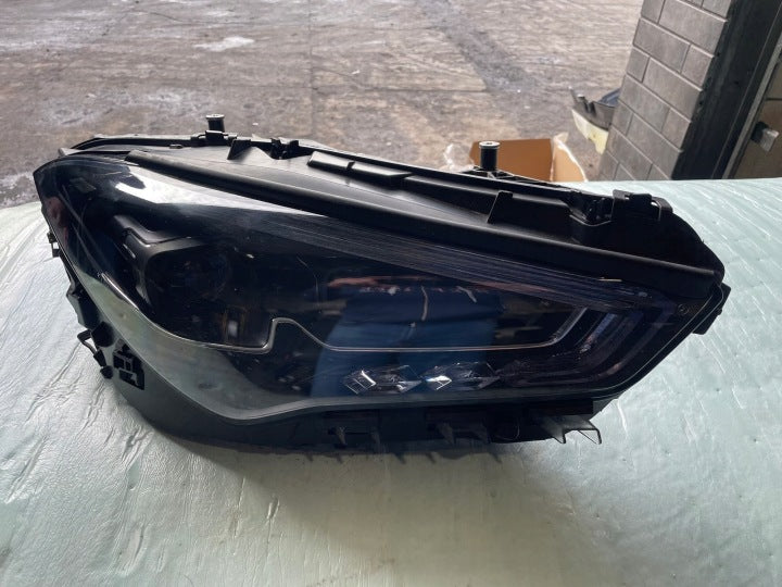 Frontscheinwerfer Mercedes-Benz Cla A1189061301 A1189061401 Rechts Headlight SCH5240777391su