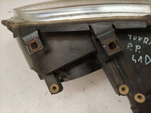 Laden Sie das Bild in den Galerie-Viewer, Frontscheinwerfer VW Touran 0301205272 85122000 Rechts Scheinwerfer Headlight SCH5906883554zv