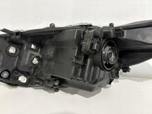 Laden Sie das Bild in den Galerie-Viewer, Frontscheinwerfer Toyota Yaris K0-6EU Rechts Scheinwerfer Headlight SCH5564314955pm