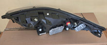 Laden Sie das Bild in den Galerie-Viewer, Frontscheinwerfer Iveco Daily I 5802711799 5802248037 LED Rechts Headlight SCH6545891834av