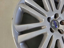 Laden Sie das Bild in den Galerie-Viewer, 1x Alufelge 19 Zoll 8.0" 5x108 49ET Glanz 30695601 BMW 1 Xc90 I Rim Wheel FEL6926527891kz