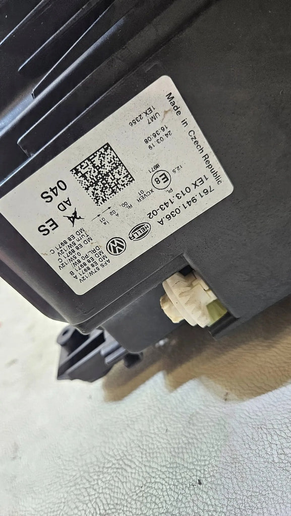 Frontscheinwerfer VW Touareg 761941036A Rechts Scheinwerfer Headlight