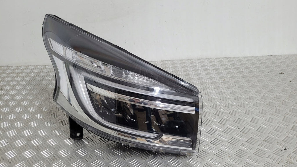 Frontscheinwerfer Renault Trafic III 260103799R LED Rechts Headlight SCH9517325875lb