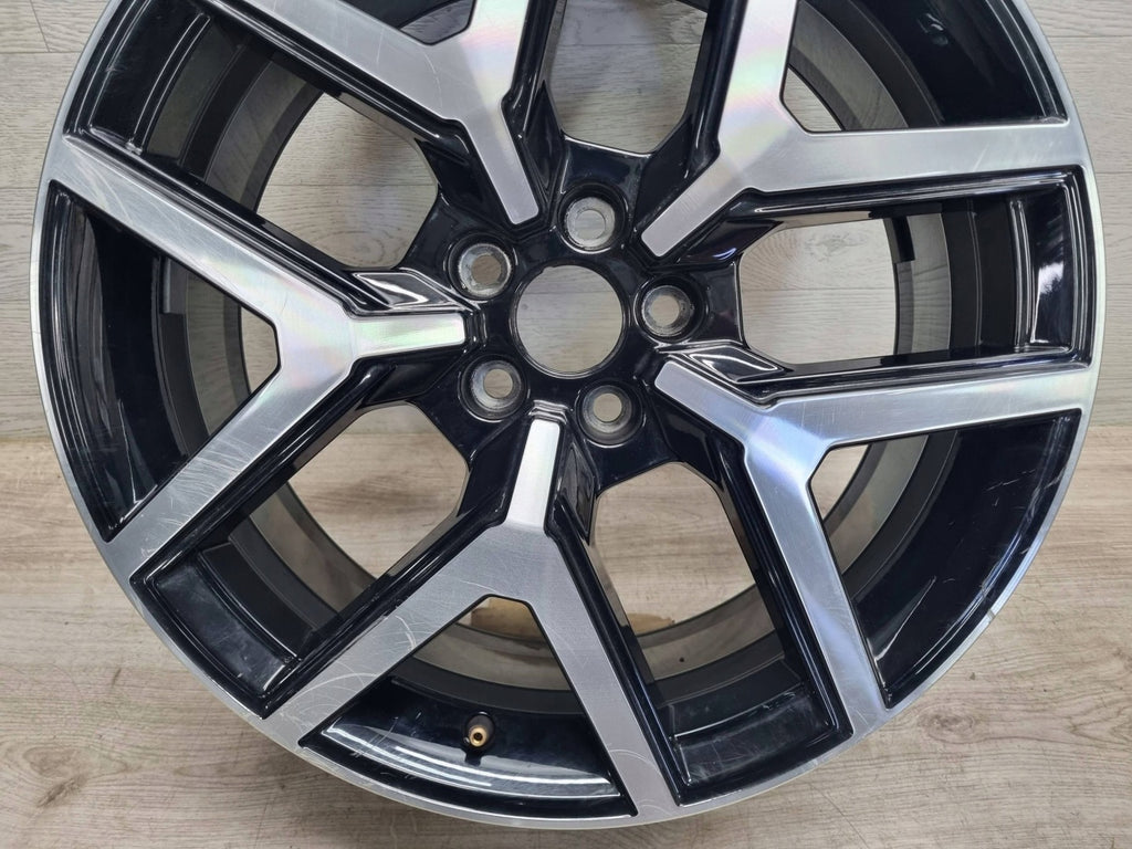 1x Alufelge 18 Zoll 7.0" 5x100 47ET Glanz Graphit 6F9601025B Seat Arona FEL7224451956fl