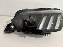 Laden Sie das Bild in den Galerie-Viewer, Frontscheinwerfer Peugeot 2008 208 II 9841642080 LED Rechts oder Links