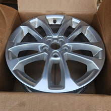 Load image into Gallery viewer, 1x Alufelge 17 Zoll 7.0" 5x108 50ET Glanz Silber LJ6C-1007-A2A Ford Kuga Iii FEL5371112534ig