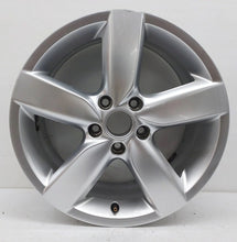 Laden Sie das Bild in den Galerie-Viewer, 1x Alufelge 17 Zoll 7.0" 5x112 54ET Glanz Graphit 5K0601025AA VW Golf Vi FEL3735793196dz