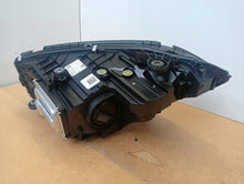 Laden Sie das Bild in den Galerie-Viewer, Frontscheinwerfer Mercedes-Benz 2069060803 LED Rechts Scheinwerfer Headlight