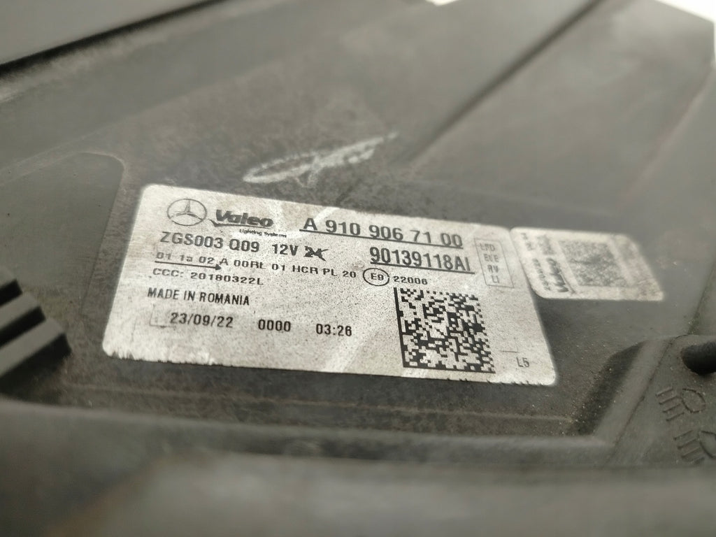 Frontscheinwerfer Mercedes-Benz Sprinter A9109067100 Full LED Rechts oder Links