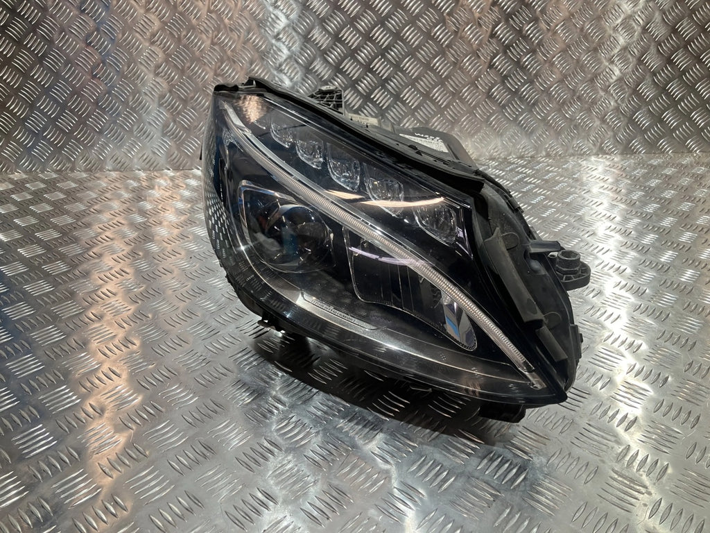 Frontscheinwerfer Mercedes-Benz Coupe C205 A2059062602 LED Rechts Headlight SCH8340294381za