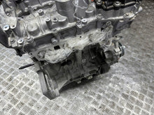 Laden Sie das Bild in den Galerie-Viewer, Motor Peugeot 2008 II 10Z1AF 1.2 2023 Benzin Engine Unkomplett MOT3176686430dw