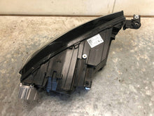 Laden Sie das Bild in den Galerie-Viewer, Frontscheinwerfer Seat Ateca 576941031B Links Scheinwerfer Headlight SCH8271731838qb