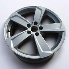 Load image into Gallery viewer, 1x Alufelge 17 Zoll 8V0601025DF Audi A3 Rim Wheel