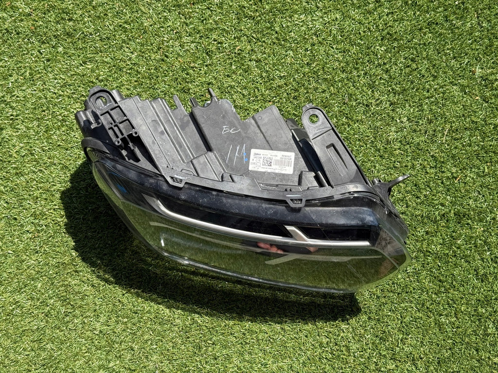 Frontscheinwerfer Dacia Duster 260106194R Full LED Rechts Scheinwerfer Headlight SCH6642716474pn