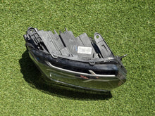 Load image into Gallery viewer, Frontscheinwerfer Dacia Duster 260106194R Full LED Rechts Scheinwerfer Headlight SCH6642716474pn