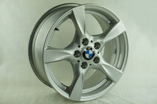 Load image into Gallery viewer, 1x Alufelge 17 Zoll 6.5" 5x120 47ET Glanz Silber 6795561 BMW 1 E81 E87 Rim Wheel FEL6053801684yx
