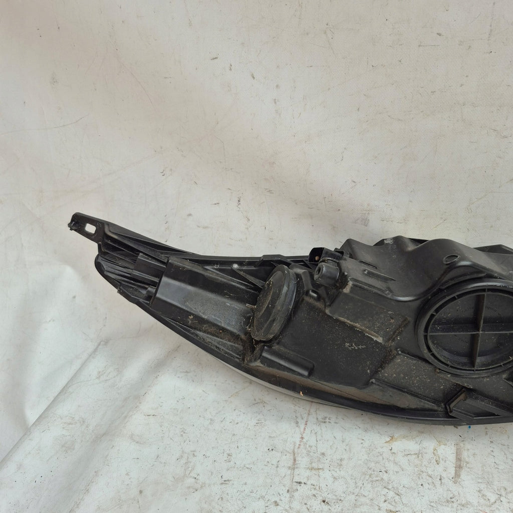 Frontscheinwerfer Ford Fiesta I 8A61-13W030-AJ Ein Stück (Rechts oder Links) SCH9759873910ob
