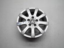 Load image into Gallery viewer, 1x Alufelge 15 Zoll 6.5&quot; 5x112 50ET Glanz Silber 1K0601025AQ VW Golf V Touran